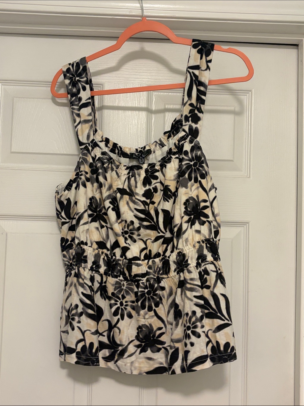 Nicole Miller Black And Cream Floral Scoop Top